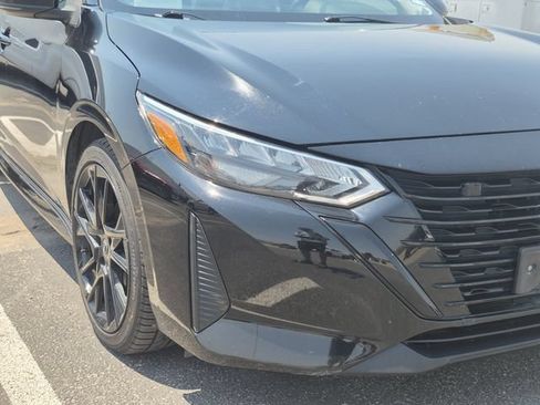 Used 2025 Nissan Sentra SR w/ Midnight Edition FWD image 4