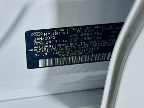 Used 2022 Genesis G70 3.3T w/ Sport Advanced Package image 12