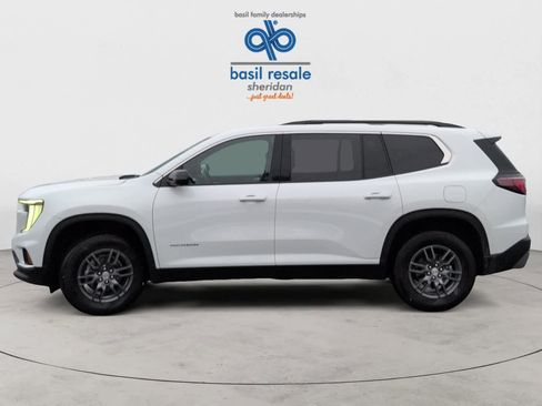 Used 2025 GMC Acadia Elevation image 4