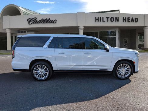 Certified 2024 Cadillac Escalade ESV Premium Luxury w/ Performance Package image 7