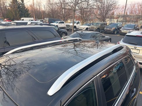 Used 2019 Jeep Cherokee Limited w/ Luxury Group image 14