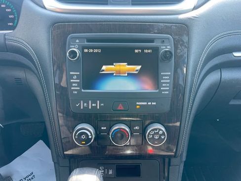 Used 2016 Chevrolet Traverse LT AWD/4WD image 13