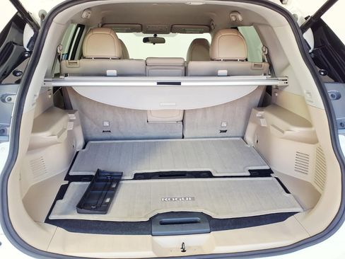 Used 2016 Nissan Rogue SL FWD image 11