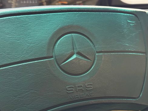 Used 1990 Mercedes-Benz 300 E 3.0 image 72