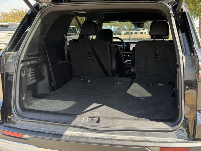 Used 2025 Chevrolet Traverse Z71 w/ Enhanced Driving Package AWD/4WD image 32