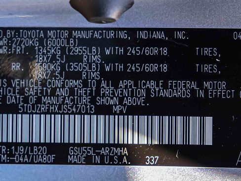 Used 2018 Toyota Highlander XLE AWD/4WD image 30