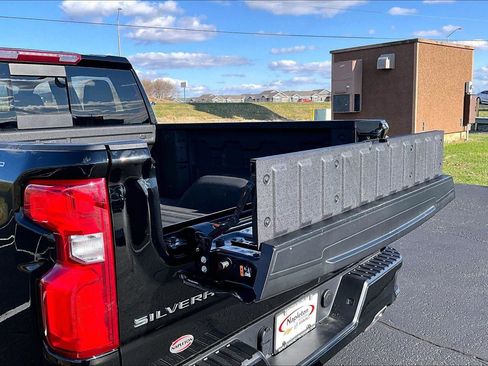 Used 2024 Chevrolet Silverado 1500 LT Trail Boss w/ Convenience Package II image 36