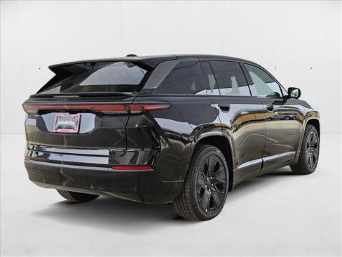 New 2025 Jeep Wagoneer S Launch Edition image 2