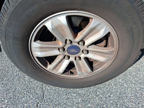 Used 2016 Ford F150 XL w/ Equipment Group 101A Mid RWD image 17