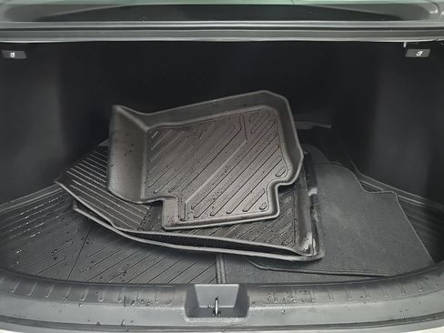 Used 2025 Honda Civic Sport image 12