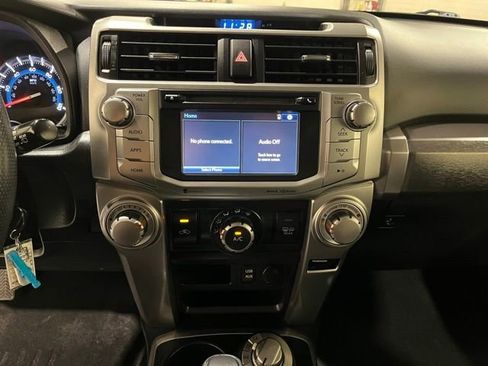 Used 2017 Toyota 4Runner SR5 image 26