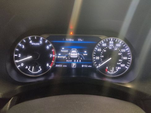 Used 2024 Nissan Sentra SV FWD image 23