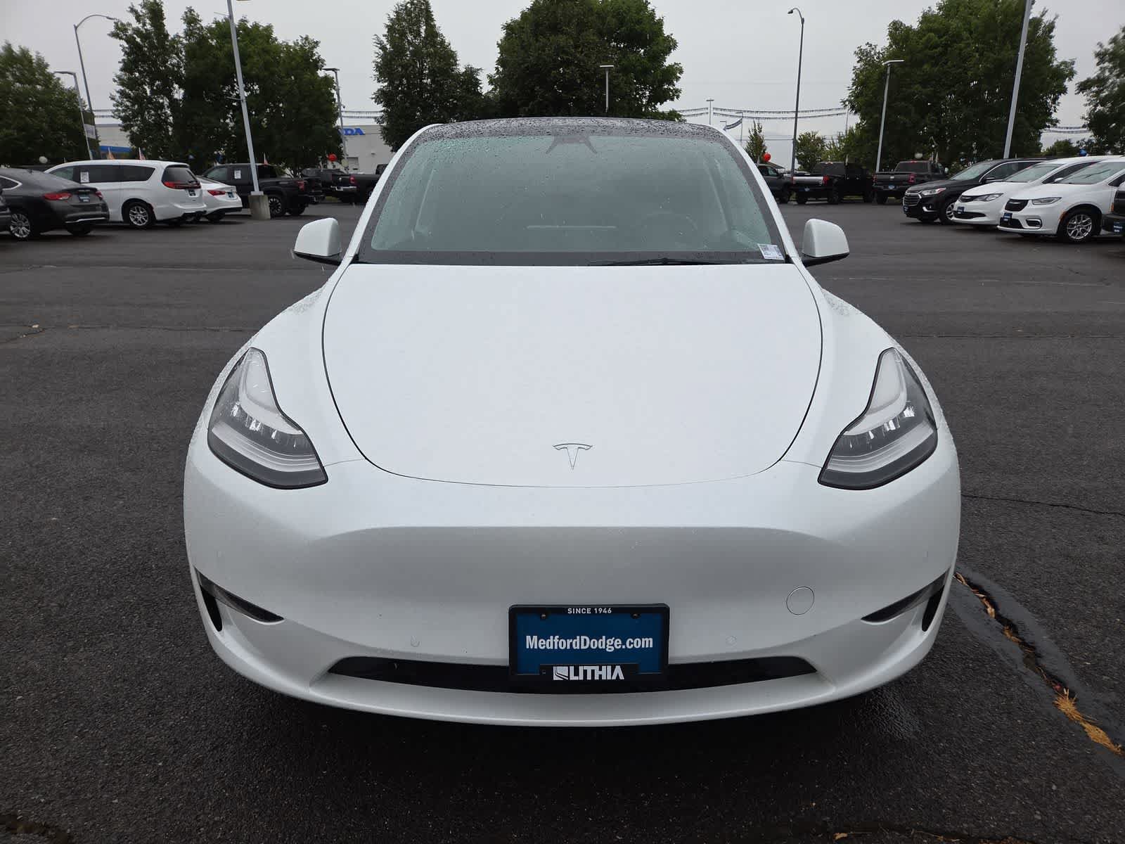Used 2022 Tesla Model Y Long Range AWD/4WD image 14