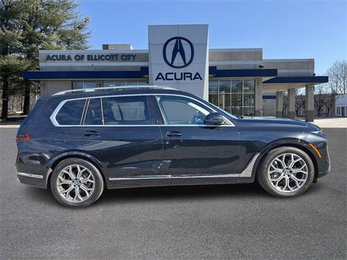 Used 2025 BMW X7 xDrive40i image 7