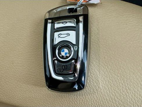 Used 2017 BMW 330i Sedan image 36