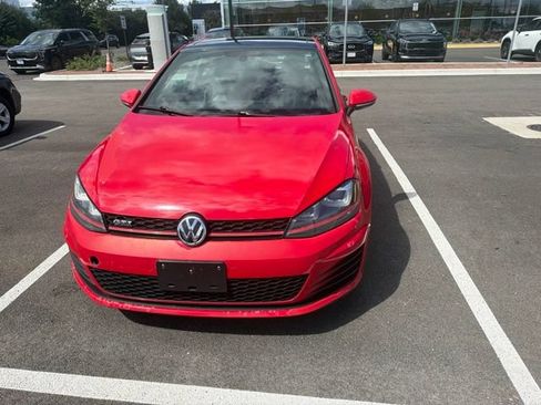 Used 2015 Volkswagen GTI SE w/ Lighting Package (SEL) FWD image 15