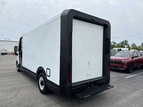 Used 2024 Chevrolet Brightdrop 600 w/ Battery Pack, Max Range AWD/4WD image 3