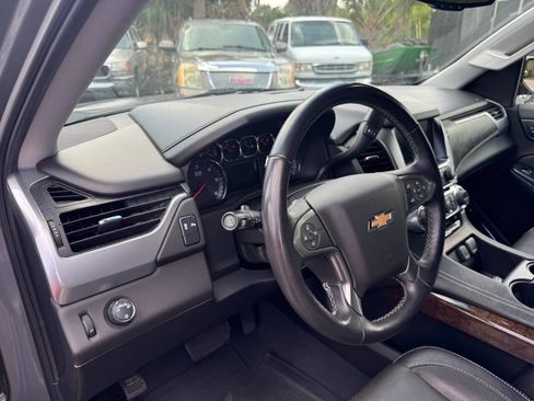 Used 2019 Chevrolet Tahoe LS RWD image 12