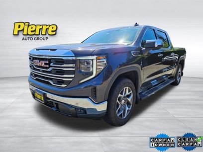 Used 2022 GMC Sierra 1500 SLT w/ SLT Premium Plus Package