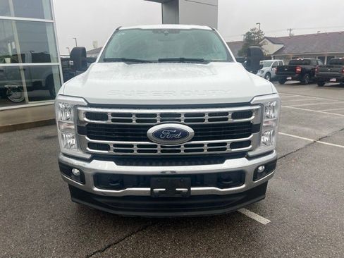 Used 2025 Ford F250 XLT image 9