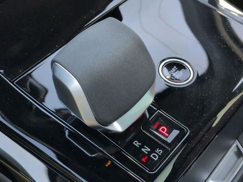 New 2026 Land Rover Range Rover Sport Dynamic SE image 33