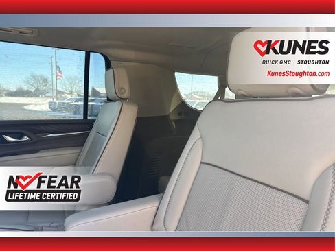 Used 2023 GMC Yukon XL Denali image 20