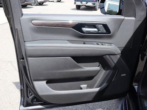 New 2026 Chevrolet Tahoe Premier AWD/4WD image 11