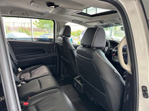 Used 2025 Honda Odyssey Elite image 52