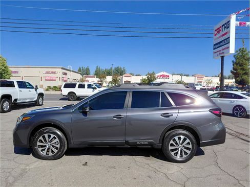 Used 2022 Subaru Outback Premium image 24