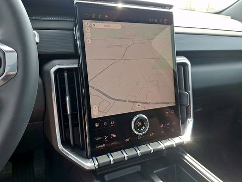 New 2026 GMC Acadia Elevation w/ Super Cruise Package image 13