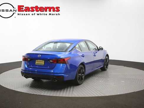 Used 2025 Nissan Altima 2.5 SR FWD image 40