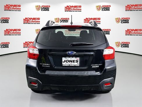 Used 2017 Subaru Crosstrek 2.0i Premium image 13
