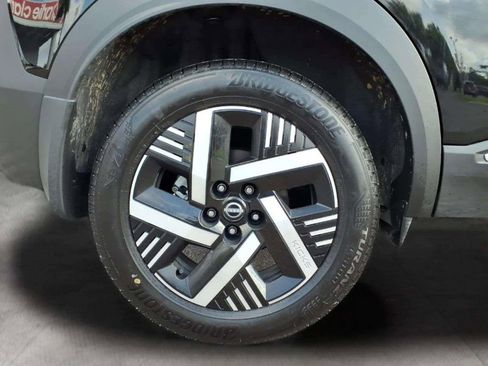 Used 2025 Nissan Kicks SV image 20