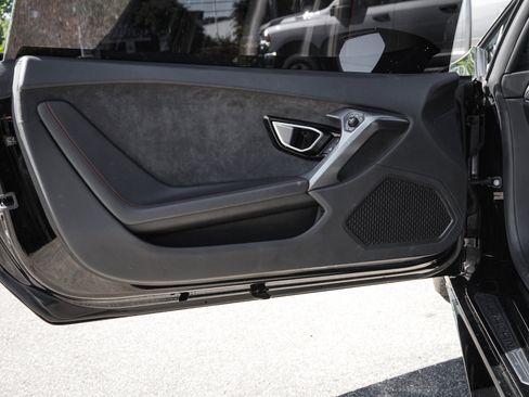Used 2015 Lamborghini Huracan LP 610-4 AWD/4WD image 15