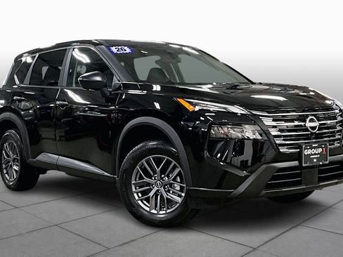 Used 2026 Nissan Rogue S image 3