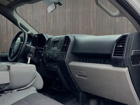 Used 2017 Ford F150 XL w/ Equipment Group 101A Mid AWD/4WD image 11