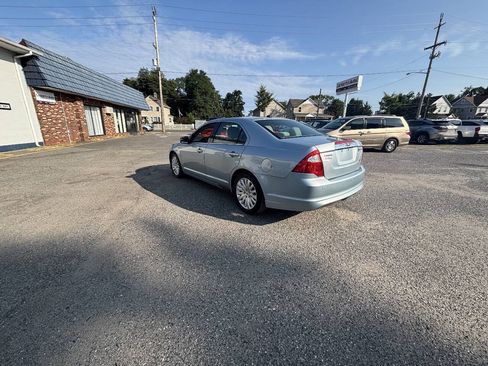 Used 2011 Ford Fusion Hybrid FWD image 6