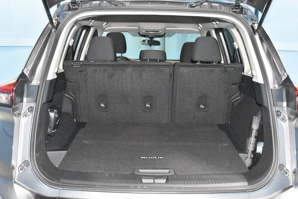 Used 2026 Nissan Rogue S AWD/4WD image 27