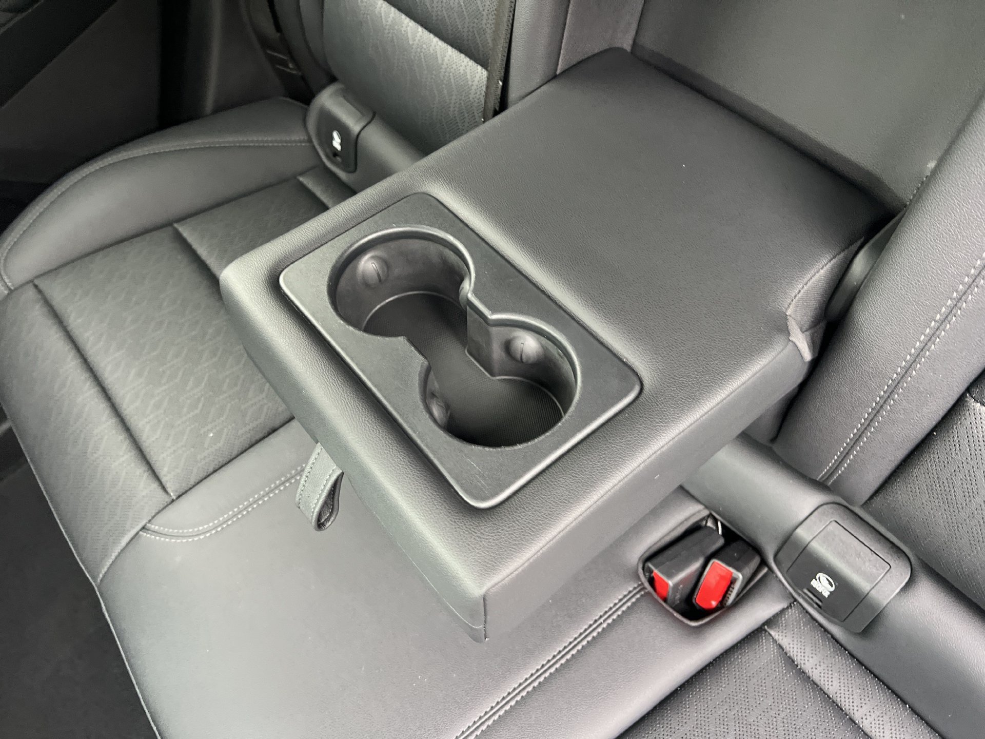 Used 2025 Chevrolet Equinox LT w/ Convenience Package II AWD/4WD image 17