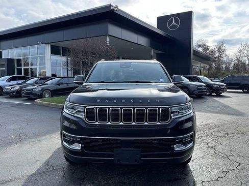 Used 2022 Jeep Wagoneer Series I image 2