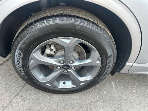 Used 2024 Ford Escape ST-Line w/ Tech Pack #1 AWD/4WD image 32