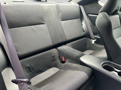 Used 2017 Toyota 86 Auto (Natl) RWD image 13