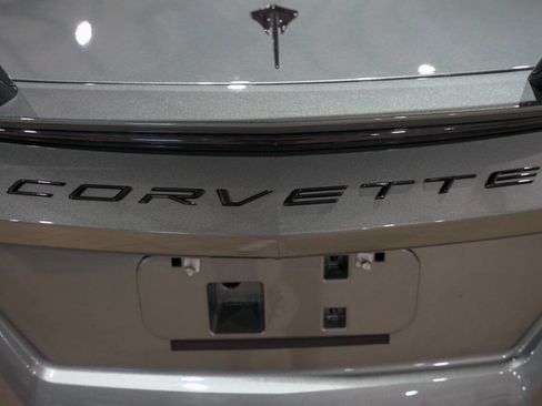 Used 2022 Chevrolet Corvette Stingray Coupe w/ 1LT RWD image 24