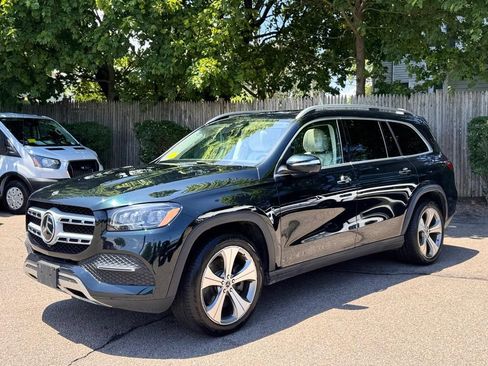 Used 2021 Mercedes-Benz GLS 450 4MATIC image 2