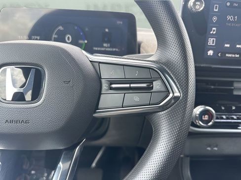 Used 2024 Honda Prologue EX image 15