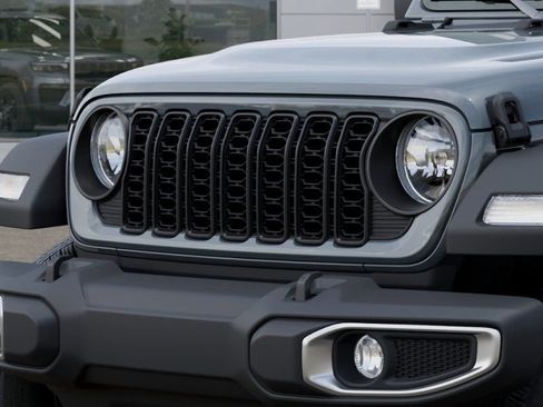 New 2026 Jeep Gladiator Sport AWD/4WD image 11