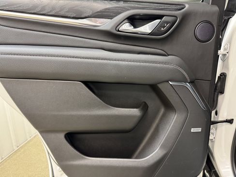 Used 2021 GMC Yukon Denali image 15