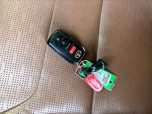 Used 2023 Toyota Tundra 1794 Edition image 10