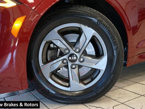Used 2021 Kia K5 LX FWD image 13