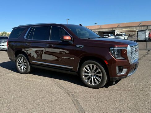 Used 2022 GMC Yukon Denali image 3